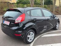 Gebraucht Ford Fiesta Trend 101 PS (74 kW) 2017 Schwarz Kleinwagen