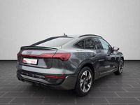 Gebraucht Audi Q8 Sportback e-tron Comfort 300 kW (408 PS) 2023 Daytonagrau perleffekt (metallic) SUV