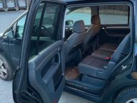 Gebraucht VW Touran 140 PS (102 kW) 2010 Schwarz Van / Kleinbus