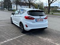 Gebraucht Ford Fiesta ST-Line 101 PS (74 kW) 2018 Weiß Kleinwagen
