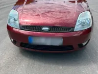 Gebraucht Ford Fiesta 80 PS (58 kW) 2003 Rot Kleinwagen