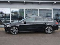 Gebraucht Mercedes CLA200 150 PS (110 kW) 2023 Nachtschwarz Kombi
