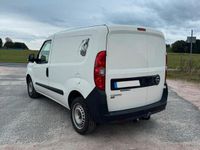Gebraucht Opel Combo 95 PS (69 kW) 2017 Weiß Van / Kleinbus