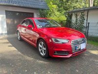 Gebraucht Audi A4 Sport 190 PS (139 kW) 2019 Rot Limousine