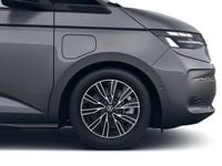 Usado VW Multivan 245 HP (180 kW) 2025 Cinzento Monovolume