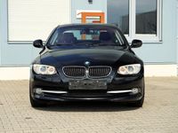 Gebraucht BMW 325 Comfort Edition 204 PS (150 kW) 2011 Schwarz Coupé