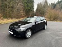 Gebraucht BMW 114 102 PS (75 kW) 2014 Schwarz Kleinwagen