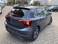 Gebraucht VW Polo Move 110 PS (80 kW) 2024 Grau Kleinwagen