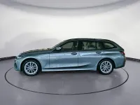 Gebraucht BMW 320 184 PS (135 kW) 2025 Grau Kombi