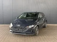 Neu Hyundai i20 Pure 79 PS (58 kW) 2025 Grau Kleinwagen