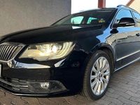 Gebraucht Skoda Superb Exclusive 140 PS (102 kW) 2013 Schwarz Kombi