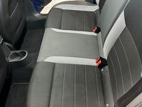 Gebraucht Skoda Rapid Active 90 PS (66 kW) 2016 Blau Kleinwagen