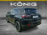 Usado Jeep Compass 239 HP (175 kW) 2022 Preto SUV