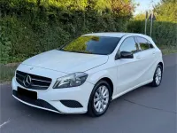Gebraucht Mercedes A180 Night 122 PS (89 kW) 2013 Weiß Kleinwagen