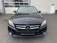 Gebraucht Mercedes C300e Avantgarde 211 PS (155 kW) 2020 Blau Limousine