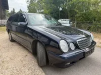 Gebraucht Mercedes E240 Classic 170 PS (125 kW) 2001 Blau Kombi