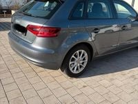 Gebraucht Audi A3 125 PS (91 kW) 2014 Grau Limousine