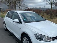 Gebraucht VW Golf VII 110 PS (80 kW) 2015 Grau Kleinwagen