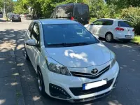 Gebraucht Toyota Yaris Life 69 PS (50 kW) 2013 Weiß Kleinwagen