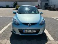 Usata Mazda 2 75 CV (55 kW) 2008 Blu Utilitaria