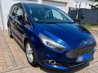 Używany Ford S-MAX Titanium 180 KM (132 kW) 2017 Niebieski Minivan