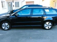 Usado Volvo V50 109 CV (80 kW) 2009 Negro Familiar