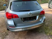 Gebraucht Opel Astra Design Edition 116 PS (85 kW) 2011 Kombi