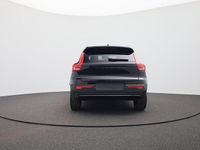 Neu Volvo XC40 Plus 197 PS (144 kW) 2026 Onyx black metallic onyx black metallic SUV