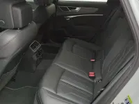 Gebraucht Audi A6 S-Line 367 PS (269 kW) 2024 Gletscherweiß metallic Kombi