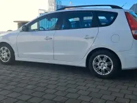 Gebraucht Hyundai i30 2011 Weiß Kombi
