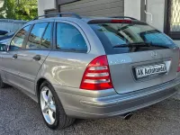 Używany Mercedes C230 204 KM (150 kW) 2007 Srebrny Kombi
