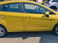 Używany Ford Fiesta 100 KM (73 kW) 2013 Złoty Hatchback