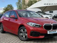 Gebraucht BMW 118 Advantage 136 PS (100 kW) 2023 Rot Limousine