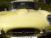 Gebraucht Jaguar E-Type 360 PS (264 kW) 1967 Pale primerose yellow Coupé