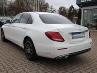 Gebraucht Mercedes E200 Exclusive 184 PS (135 kW) 2016 Weiß Limousine