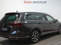 Gebraucht VW Passat Elegance 190 PS (139 kW) 2022 Mangangrau Kombi