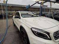 Gebraucht Mercedes GLA200 136 PS (100 kW) 2016 Weiß SUV