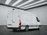 Gebraucht Mercedes Sprinter 170 PS (125 kW) 2025 Weiß Van