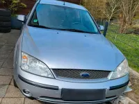 Gebraucht Ford Mondeo 125 PS (91 kW) 2002 Silber Coupé