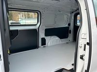 Gebraucht Opel Vivaro-e Combi Edition 100 kW (136 PS) 2022 Van