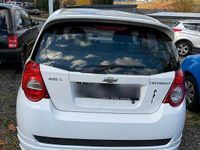 Gebraucht Chevrolet Aveo 84 PS (61 kW) 2009 Weiß Kleinwagen