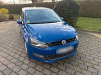 Gebraucht VW Polo Highline 90 PS (66 kW) 2013 Blau Kleinwagen