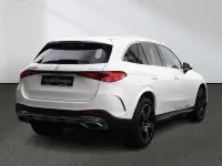 Gebraucht Mercedes GLC300e AMG 197 PS (144 kW) 2025 Unilack polarweiß SUV