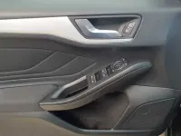 Usado Ford Focus Cool & Connect 150 CV (110 kW) 2021 Negro Berlina