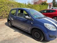 Second-hand Renault Twingo 70 CP (51 kW) 2008 Albastru Hatchback
