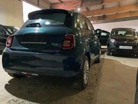 Gebraucht Fiat 500e 86 kW (118 PS) 2023 Grün Limousine