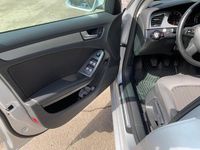 Gebraucht Audi A4 Ambiente 120 PS (88 kW) 2010 Silber Limousine