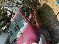 Second-hand Renault Twingo 58 CP (42 kW) 2002 Roșu Hatchback