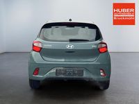 Neu Hyundai i10 79 PS (58 kW) 2025 Mangroove green Kleinwagen