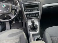 Gebraucht Skoda Octavia 152 PS (111 kW) 2012 Weiß Kombi